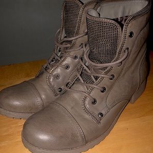 Women’s Combat Boots